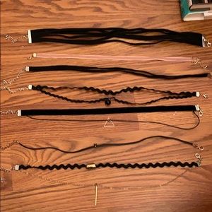 7 Chokers